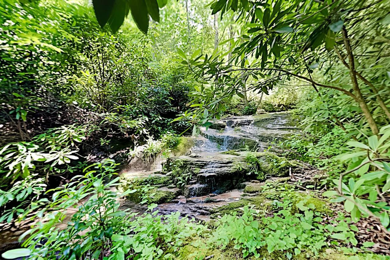 River Song Gerton Ngoại thất bức ảnh